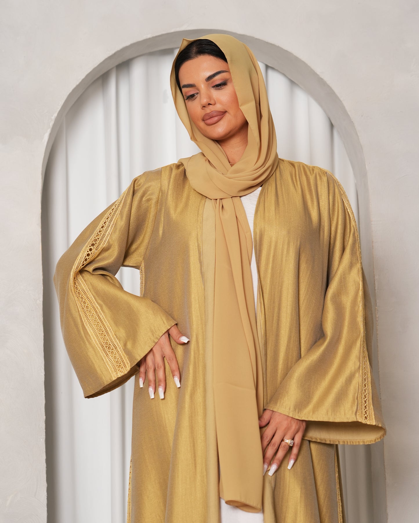 Golden vibes